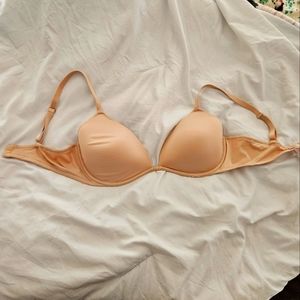 Victoria Secret V cut lightly lined bra